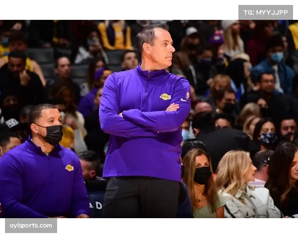 沃格尔湖人时期轮换策略剖析 长轮换与抗风险能力建设之道 沃格尔湖人时期轮换策略剖析 长轮换与抗风险能力建设之道